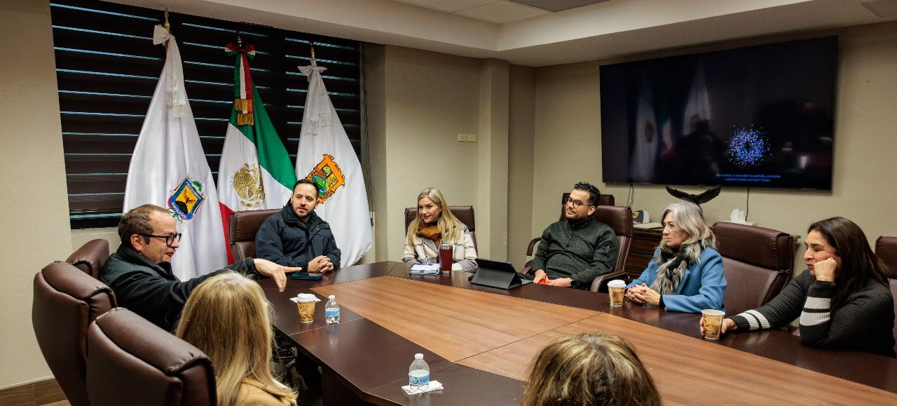 REUNIÓN CON EL COLEGIO DE ARQUITECTOS PARA IMPULSAR EL DESARROLLO URBANO