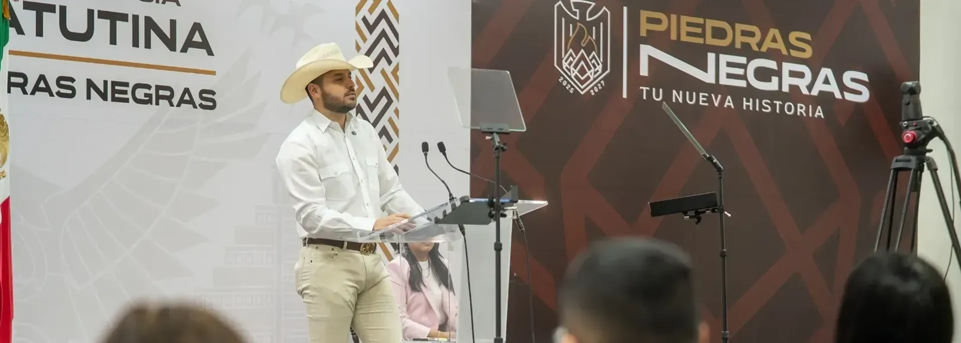 CONFERENCIA MATUTINA "INSTANCIA MUNICIPAL DE LAS MUJERES"