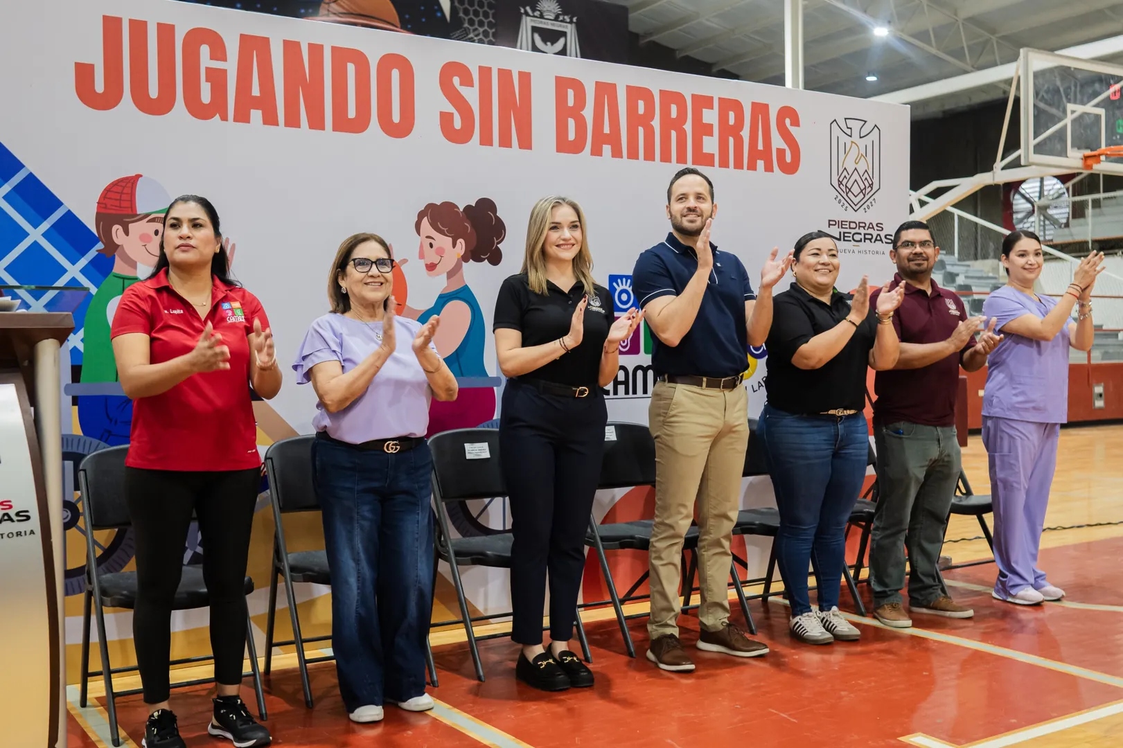 CORAZONES SIN BARRERAS