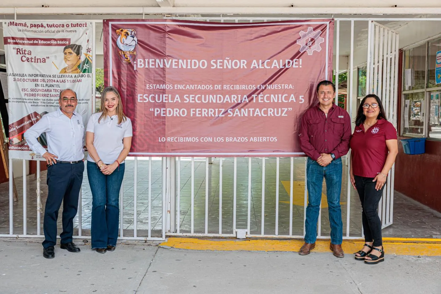 ENTREGA DE HERRAMIENTA A SECUNDARIA TÉCNICA NO. 5