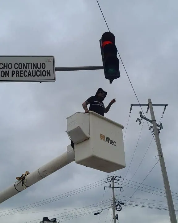 GOBIERNO MUNICIPAL INTENSIFICA TRABAJOS DE ALUMBRADO PÚBLICO