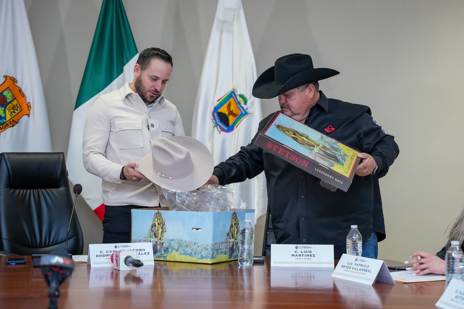 CABALGATA "LA GRANDE” PARA CELEBRAR SU 25 ANIVERSARIO