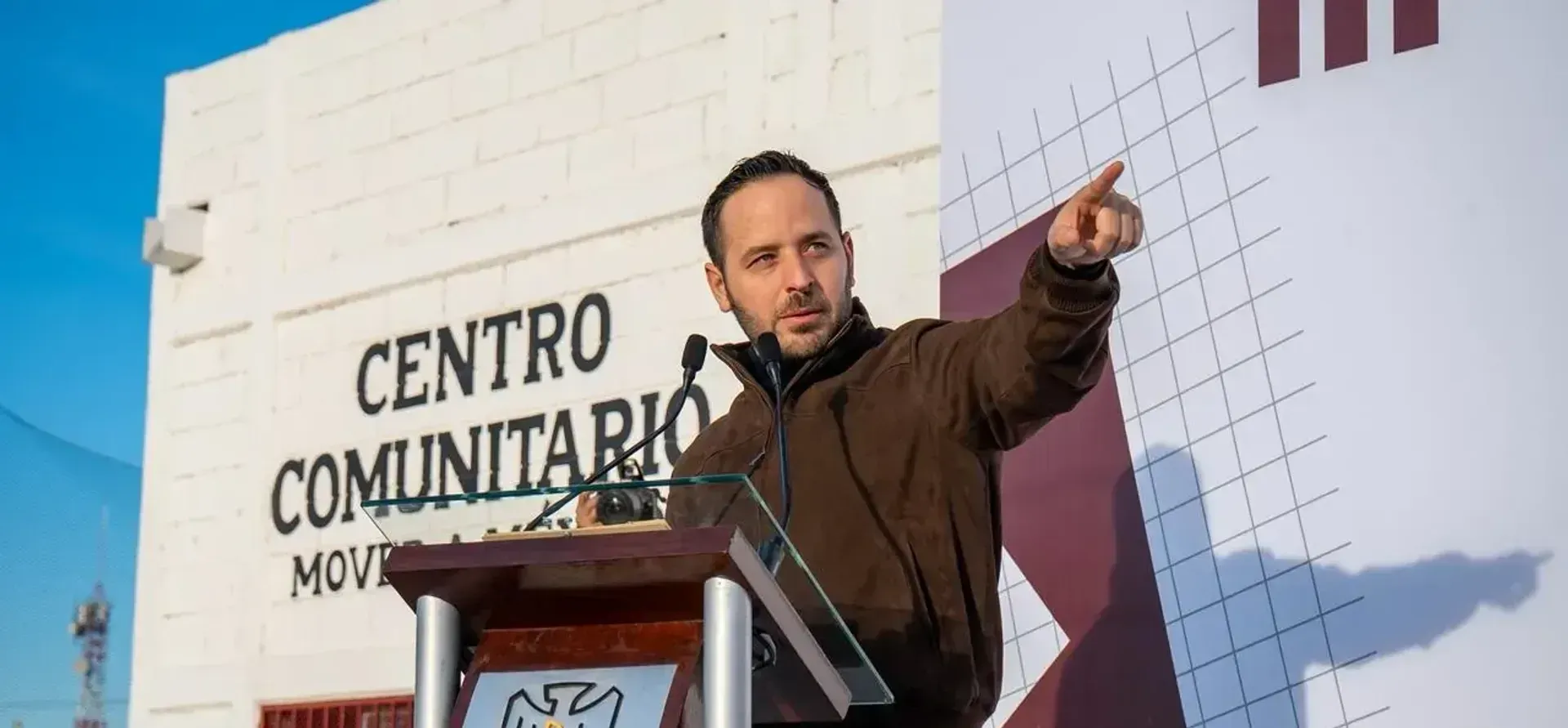 APERTURA DEL CENTRO COMUNITARIO "MOVER A MÉXICO"