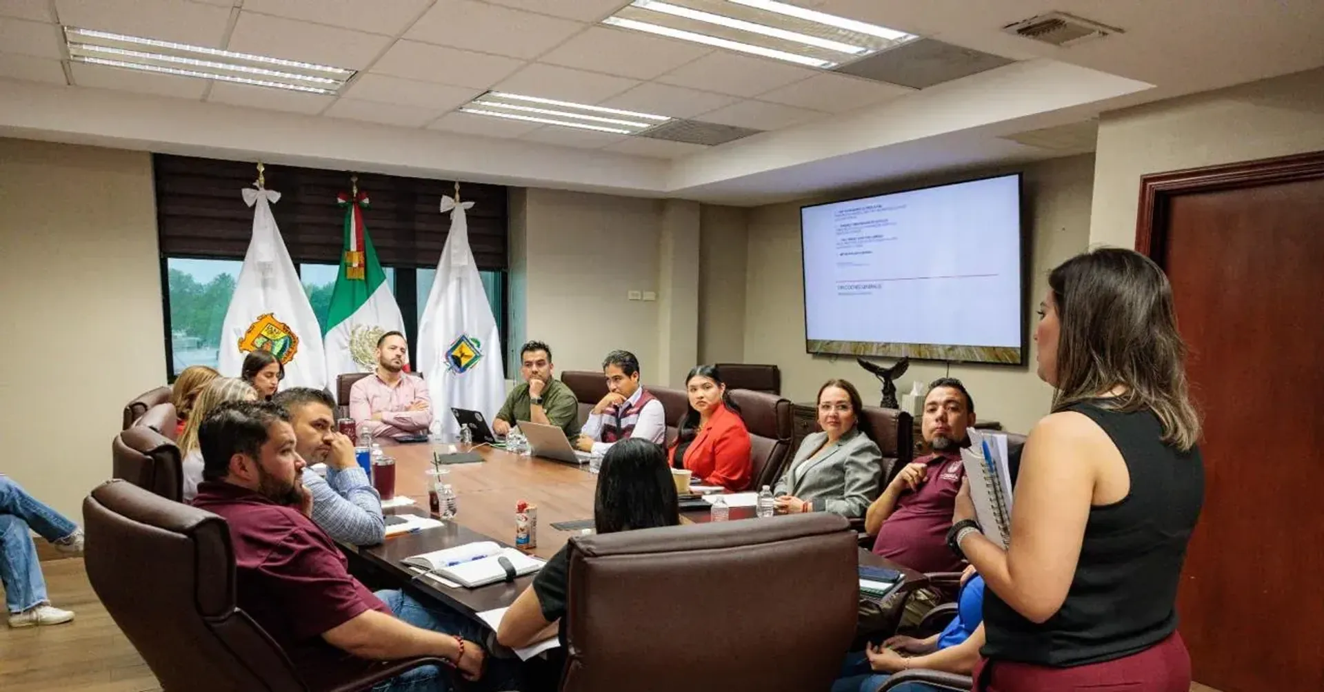 REVISAN AVANCES Y REFUERZAN COORDINACIÓN ENTRE ÁREAS DEL GOBIERNO MUNICIPAL