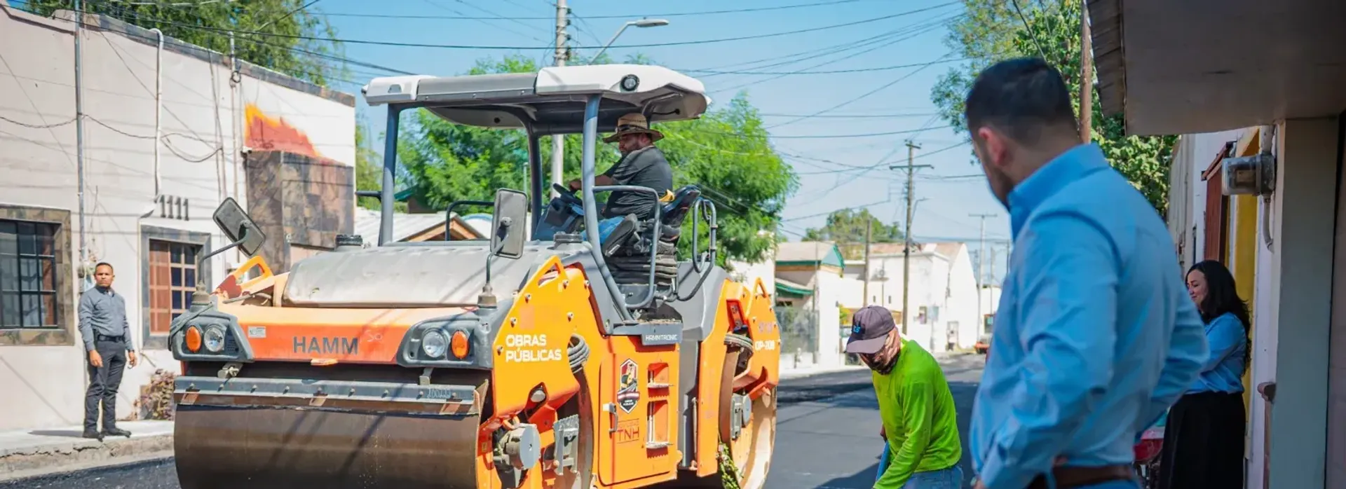 "TREN DE PAVIMENTACIÓN" AVANZA POR LA CALLE XICOTENCATL